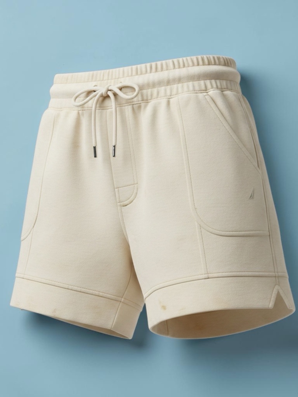Women’s Nautica Soft Short! Never worn. Size small.
